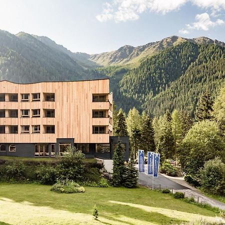 Falkensteiner Hotel Antholz - Adults Only Buitenkant foto