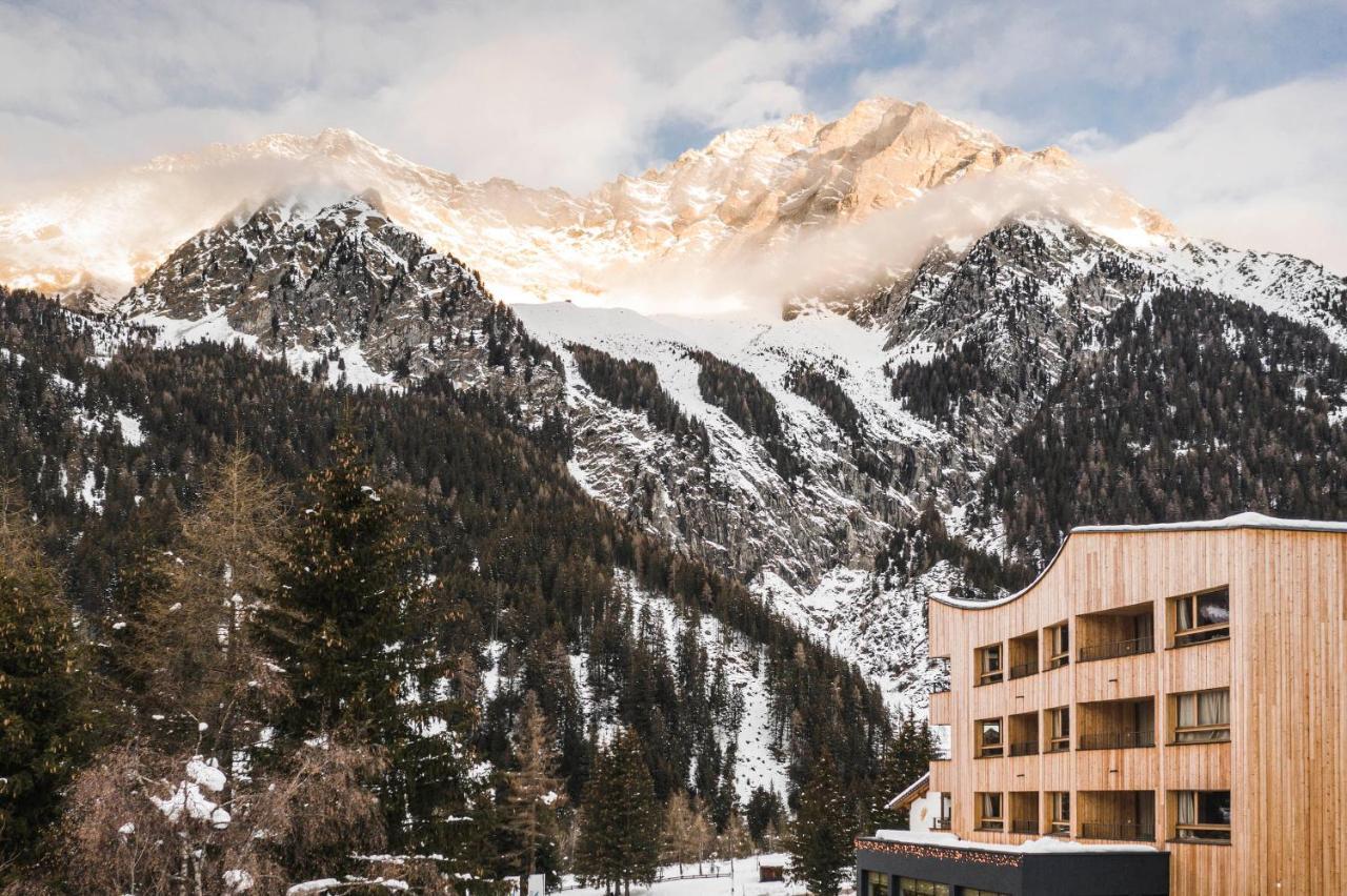 Falkensteiner Hotel Antholz - Adults Only Buitenkant foto